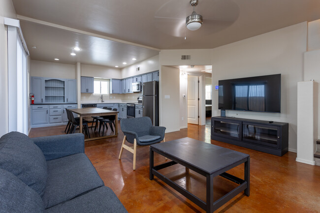 The Benedictine Townhomes in Tucson, AZ - Building Photo - Building Photo