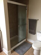 3405 Fairmount Blvd in Cleveland Heights, OH - Foto de edificio - Building Photo