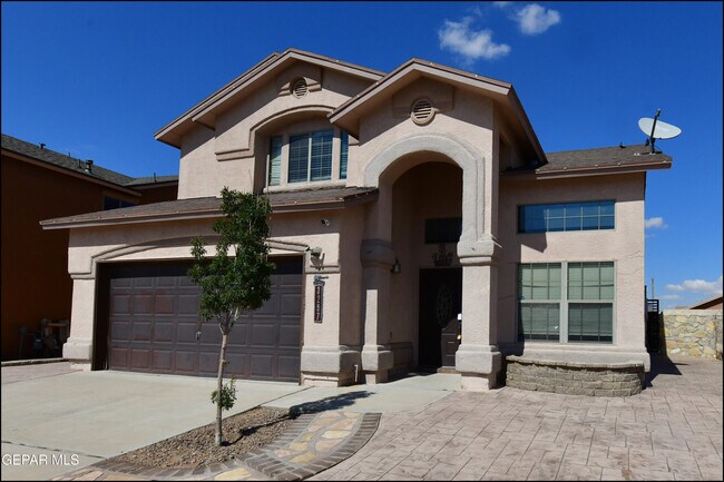 3257 Sunset Point Dr in El Paso, TX - Building Photo - Building Photo