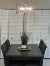 3957 NW Cinnamon Tree Cir in Jensen Beach, FL - Foto de edificio - Building Photo