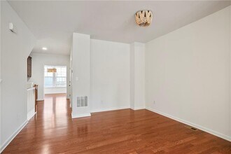 4398 Village Field Place in Suwanee, GA - Building Photo - Building Photo