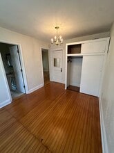 4227 Greenwood Pl, Unit All utilities paid in Kansas City, MO - Building Photo - Building Photo