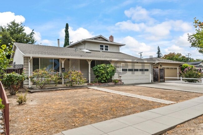 property at 4842 Englewood Dr
