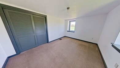 919 Round Hill Rd in East Berlin, PA - Building Photo - Building Photo