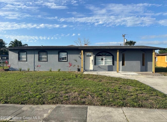 3782 Catalina Dr in Cocoa, FL - Foto de edificio - Building Photo