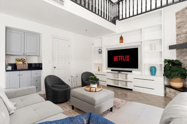 property at 11264 N 128th Pl