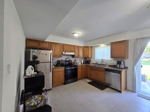 5109 McCullom Lake Rd in Mccullom Lake, IL - Building Photo - Building Photo