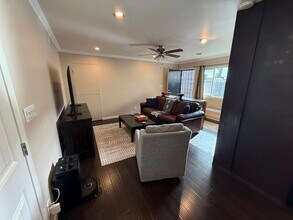 6927 Amherst St, Unit 5 in San Diego, CA - Foto de edificio - Building Photo