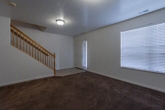 3155 S Hidden Valley Dr in Saint George, UT - Building Photo - Building Photo