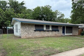 7504 Northcrest Blvd in Austin, TX - Building Photo - Building Photo