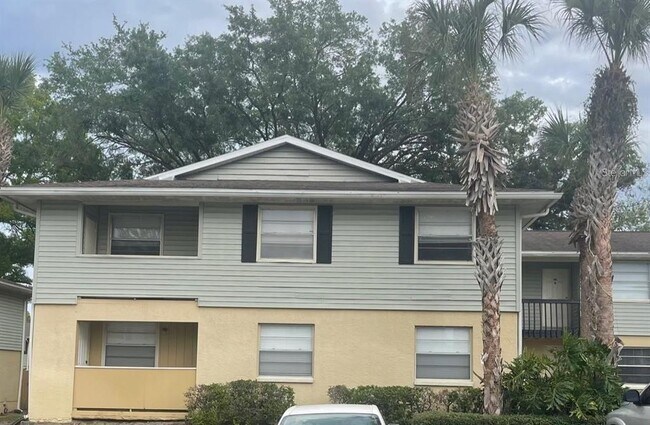 211 Thorntree Pl in Brandon, FL - Building Photo - Building Photo