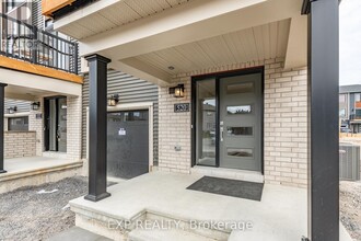 520 Convenire Row in Ottawa, ON - Building Photo - Building Photo