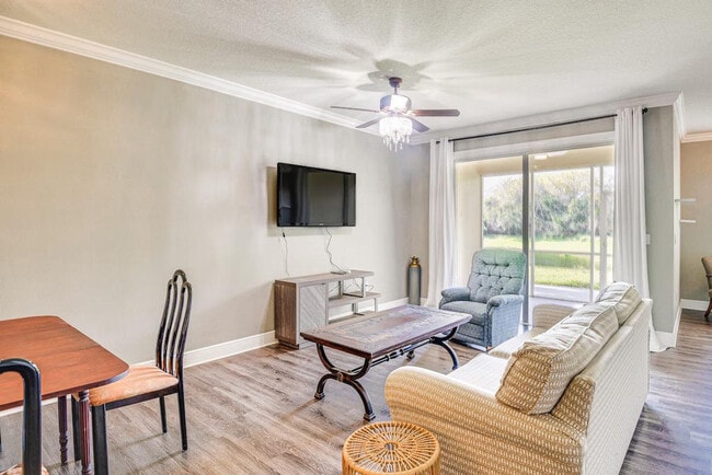 property at 25 Riverview Bend N