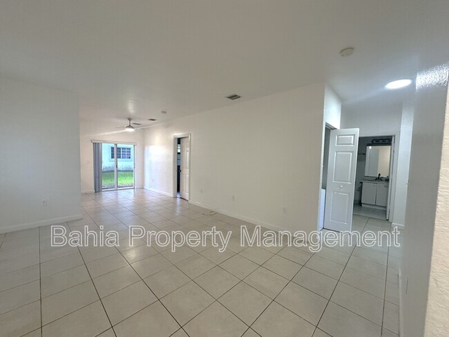 2731 NE 3rd Dr in Homestead, FL - Building Photo - Building Photo