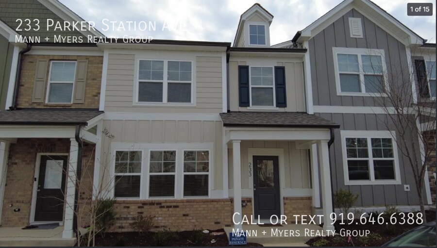 233 Parker Sta Ave in Fuquay Varina, NC - Building Photo