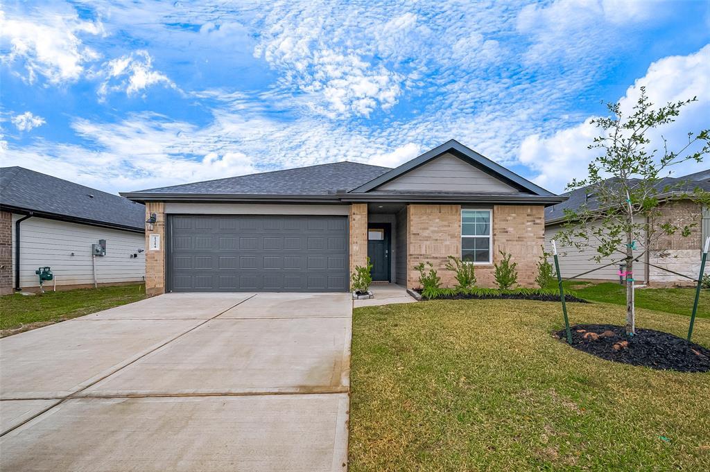 1214 Isola Bella Dr in Richmond, TX - Building Photo