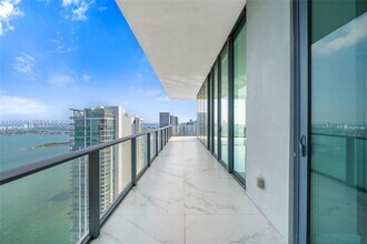 480 NE 31st St, Unit PH5101 in Miami, FL - Foto de edificio - Building Photo