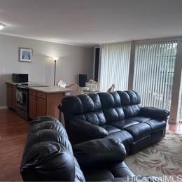 property at 84-754-754 Ala Mahiku St