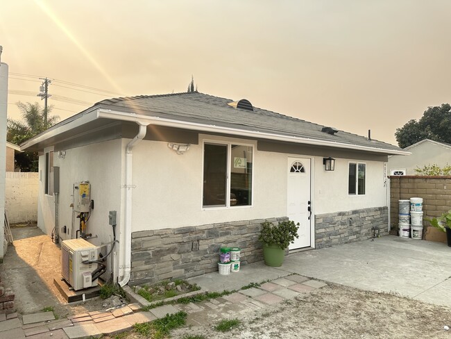 4020 Cudahy St in Huntington Park, CA - Building Photo - Building Photo