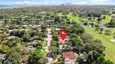 10626 NE 10th Ct in Miami Shores, FL - Building Photo - Building Photo