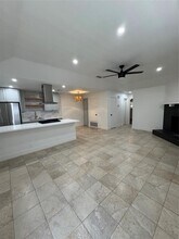 11415 Ptarmigan Dr in Austin, TX - Building Photo - Building Photo