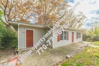 1202 GA-124 in Hoschton, GA - Building Photo - Building Photo