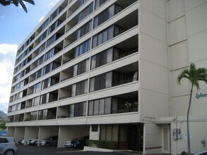 1147 Ala Napunani St in Honolulu, HI - Building Photo - Building Photo