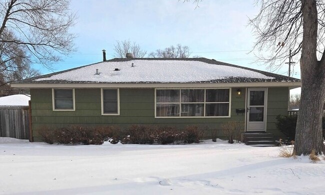 property at 5800 N Girard Ave