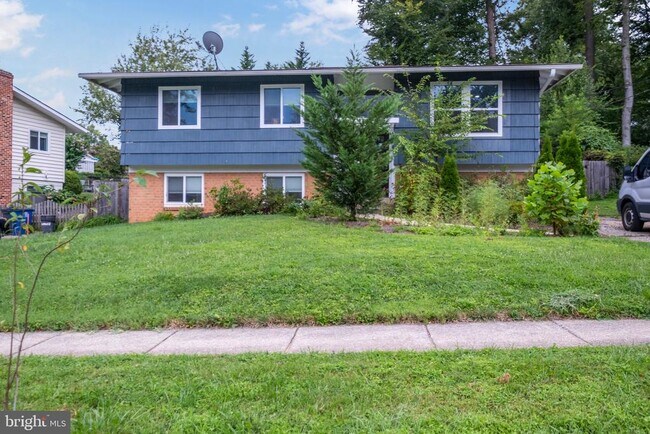 property at 14402 Woodcrest Dr