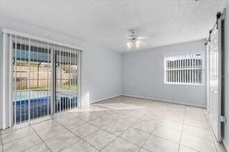 508 Glade Ct in Kissimmee, FL - Building Photo - Building Photo