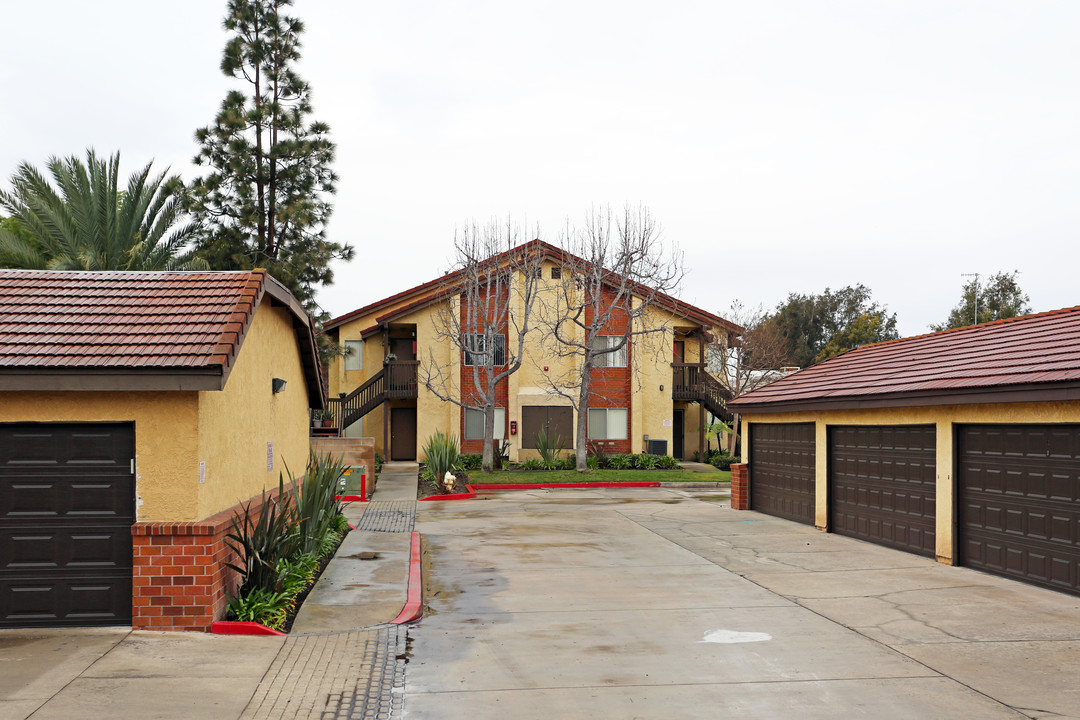 Park Flower Apartments in Garden Grove, CA - Foto de edificio