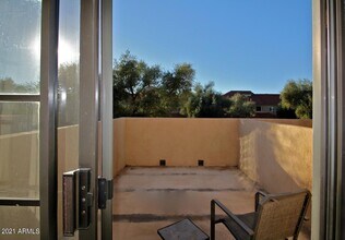 9705 E Mountain View Rd in Scottsdale, AZ - Building Photo - Building Photo