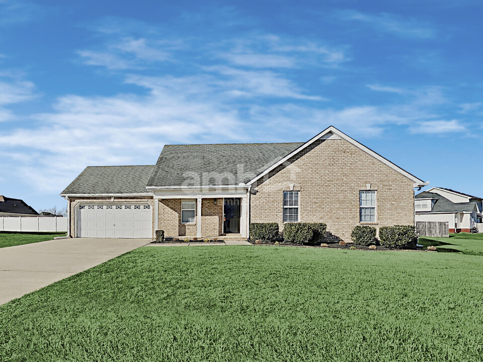 1434 Antebellum Dr in Murfreesboro, TN - Building Photo