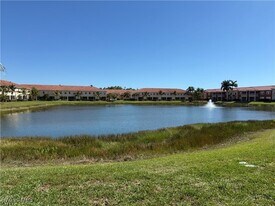 8890 Via Isola Court in Ft. Myers, FL - Building Photo