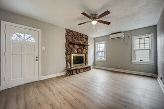 1301 N 41st St in Fort Smith, AR - Foto de edificio - Building Photo