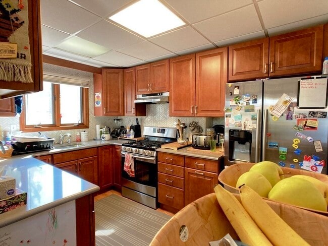 124 Carlisle St in Newton, MA - Building Photo - Building Photo