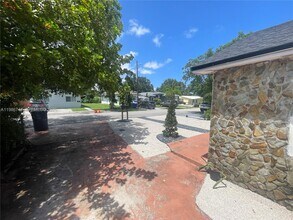 5738 Garfield St in Hollywood, FL - Building Photo - Building Photo