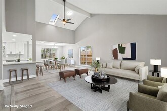 4031 Rushcroft Dr in Houston, TX - Building Photo - Building Photo