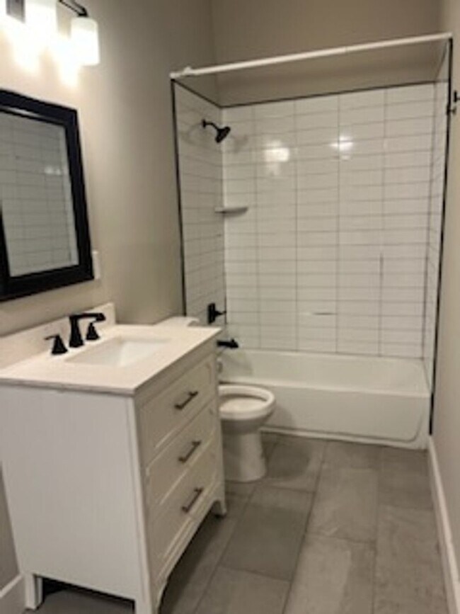 1262 S Shelby St-Unit -731-2 in Louisville, KY - Building Photo - Building Photo