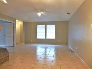 9677 Windy Rdg Rd in Frisco, TX - Foto de edificio - Building Photo