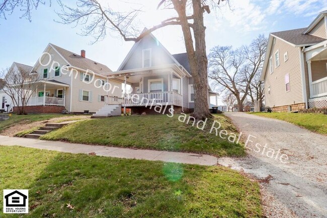 property at 515 N State St