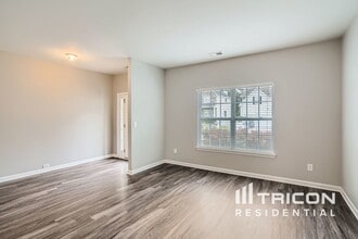 4065 Pointe Vecchio Cir in Cumming, GA - Building Photo - Building Photo