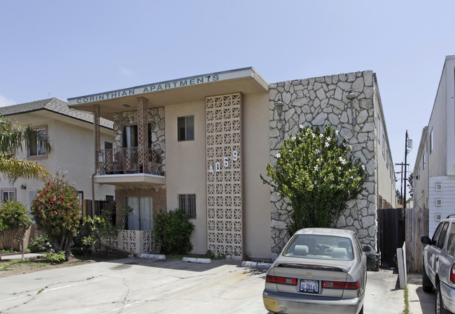 Corinthian Apartments in San Diego, CA - Building Photo - Building Photo