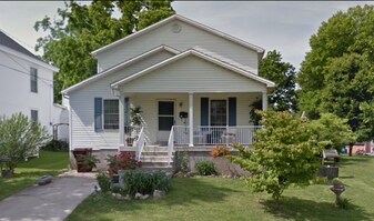 16 Central Ave in Winchester, KY - Building Photo