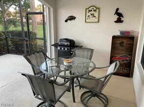 10045 Colonial Country Club Blvd in Ft. Myers, FL - Building Photo - Building Photo