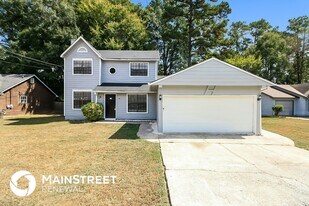 8070 Linda Ct in Jonesboro, GA - Building Photo