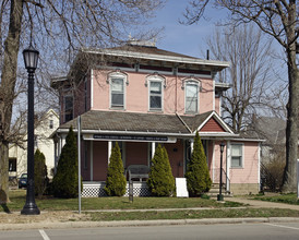 Pelton Place Guest House in Vermilion, OH - Building Photo - Building Photo