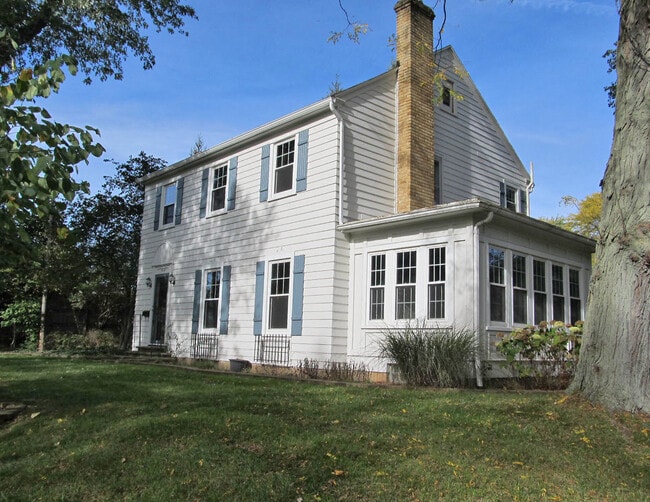 property at 719 Homecrest Ave