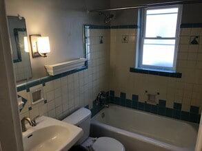 1226 Franklin Ave, Unit 3 in Cincinnati, OH - Building Photo - Building Photo