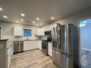 1152 Magnolia Ave in Chico, CA - Building Photo - Building Photo